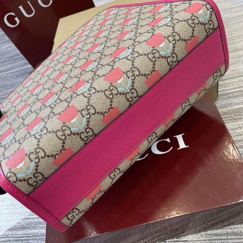 Gvc*1 tote bags